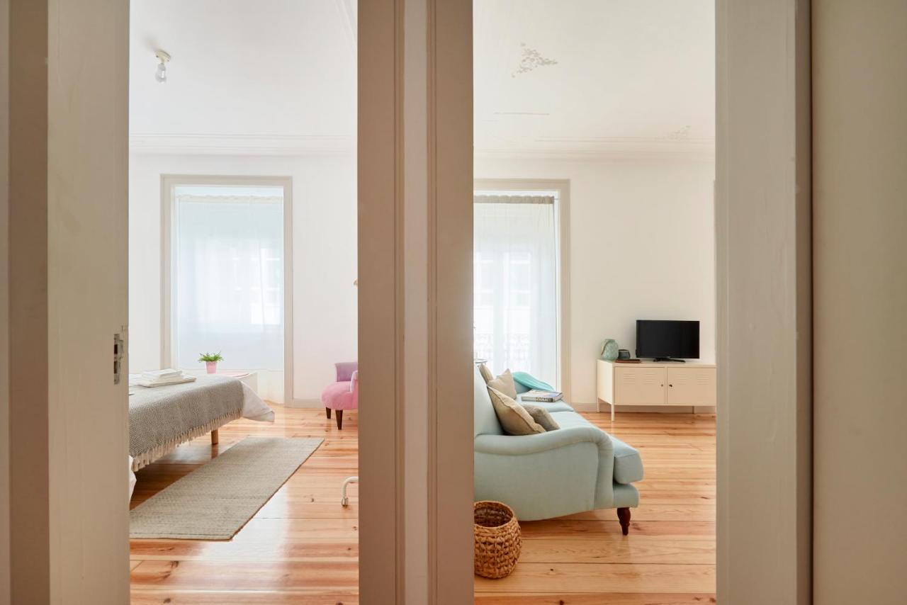 Sunny Apartment With Balcony! Lisboa Eksteriør billede